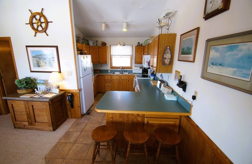Whalehead Beach House | WH972- 5BRs, Private Pool, Hot Tub, WIFI, Just One Block To The Beach!