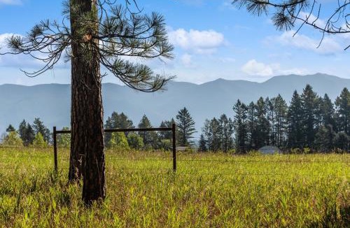 Kalispell House | Whitefish Luxury Retreat