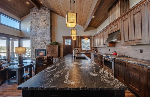 Eureka House | Wilderness Club Lakefront Lodge