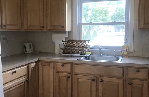 Wildwood Apartment | Wildwood apt 4.5 blocks from the beach , huge yard