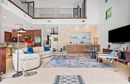 Wilton Manors Villa | Wilton Grand Luxury: Private Oasis w/Pool