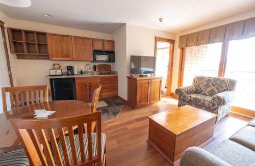 Windham Hotel | Winwood Condominiums by Windham Mountain Club