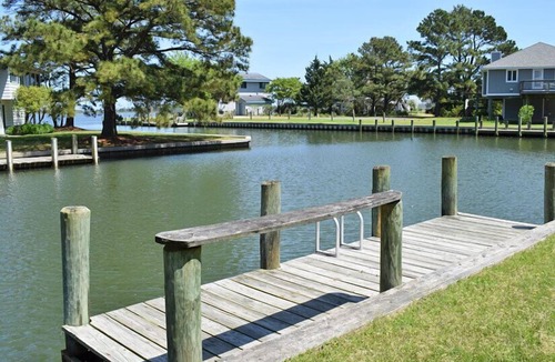 Deep Hole House | Wishful Thinking- Canalfront with Deep Water Boat Dock