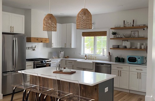 Marydel House | Wonderful 3-bedroom house in Amish Country!