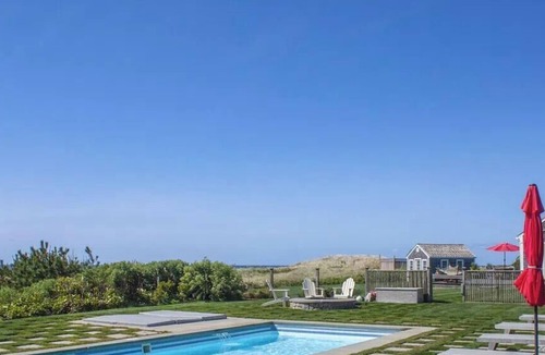 Madaket House | Wonderful waterfront home with pool and jacuzzi