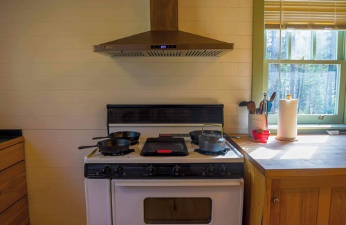 Eureka Cabin | Wooded Solitude! Stay for 7