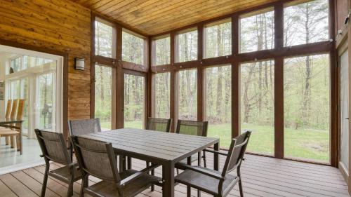 Housatonic House | Woodland Zen by AvantStay