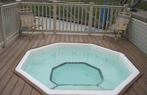 Hancock Apartment | WOW-New Ski OnOff Suite By Pool Sleeps 4 Jiminy Pk - Fully Redone Gorgeous Inn