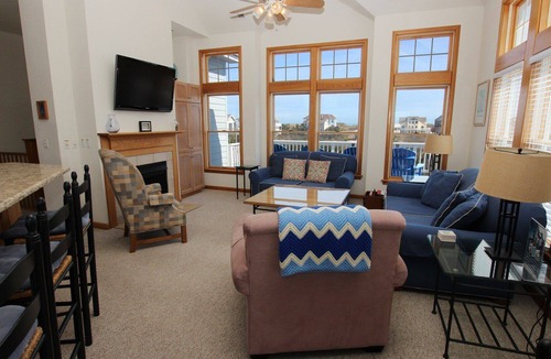 Monteray Shores House | WW904, Sea Eagle- Oceanside, Priv Pool, Hot Tub, 500 ft to Beach Access