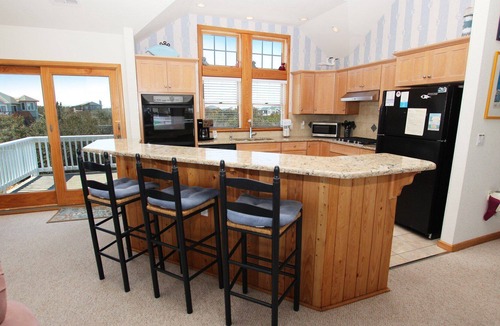 Monteray Shores House | WW904, Sea Eagle- Oceanside, Priv Pool, Hot Tub, 500 ft to Beach Access