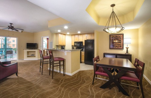 Survey Creek Condo | Wyndham Palm Aire | Four 2BR Suites Sleeps 24!