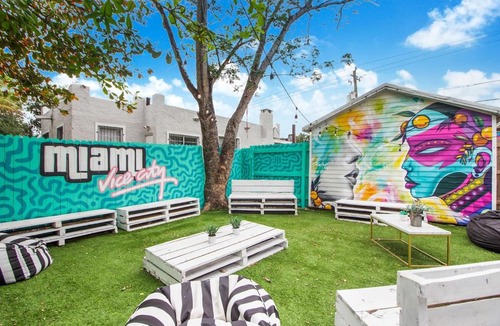 Buena Vista House | Wynwood The Bonds Of Art House 7Br Sleeps 18