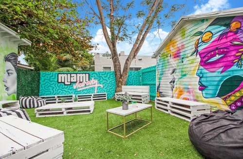 Buena Vista House | Wynwood The Bonds Of Art House 7Br Sleeps 18
