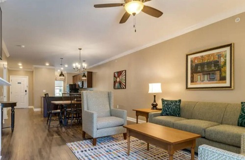 Stonehouse Resort | Your Historic Escape Awaits at Holiday Inn Club Vacations Williamsburg- 2 Bd.