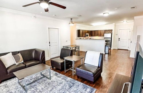 Newark Apartment | Your Home Away from Home: The Waverly