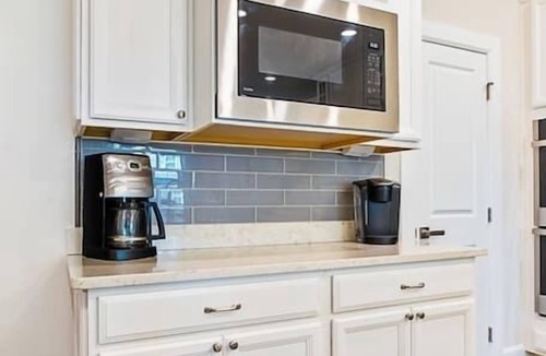 Lewes House | Your Home Away From HomeLuxury7BR House*Sleeps 14