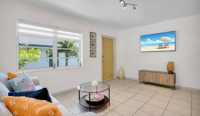 1-bedroom Home in Fort Lauderdale Airport - Cruise