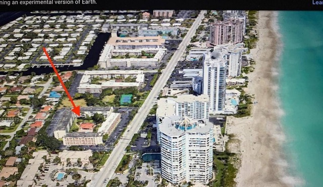 1 Bedroom Condo 322790 by Houzlet