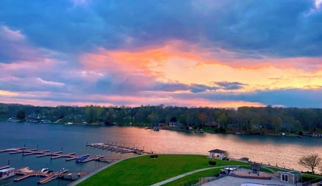 #1 SML Lake Escape! Lakeview, Boat, Golf, Beach!