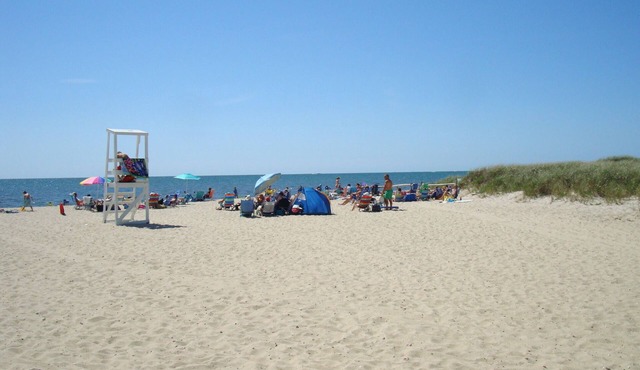 15% off Third house from South Village Beach *great family vacation on Cape Cod