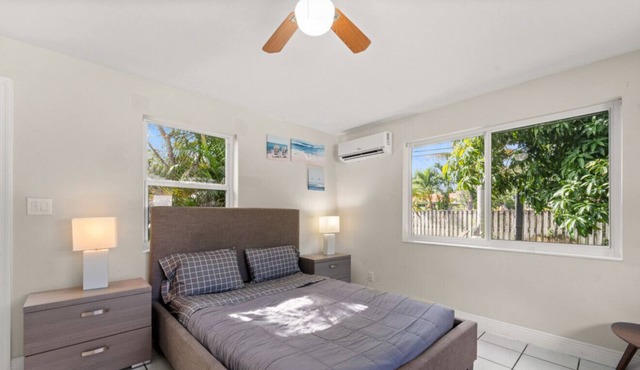 1BR Getaway Oasis Parking 5min ride to the Beach!