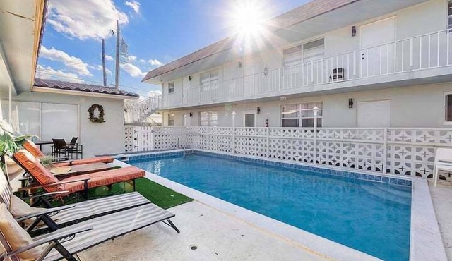 2 Bedroom 815907 by Houzlet