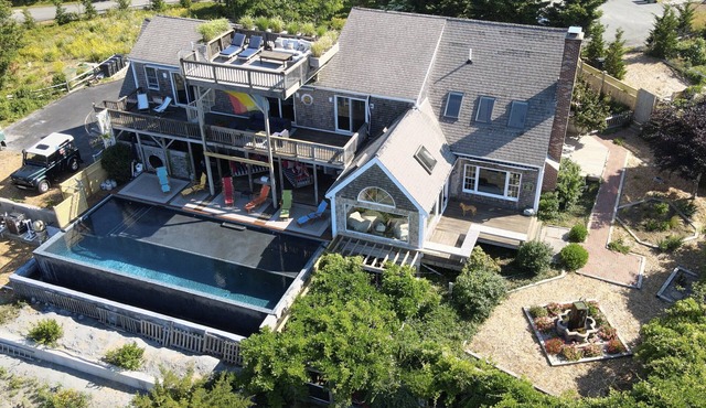 25x42 heated pool, pets, ADA, EV car charger, 4 ensuite, private beach