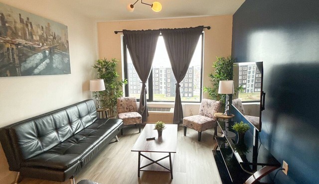 2BR apt near EWR 2idq
