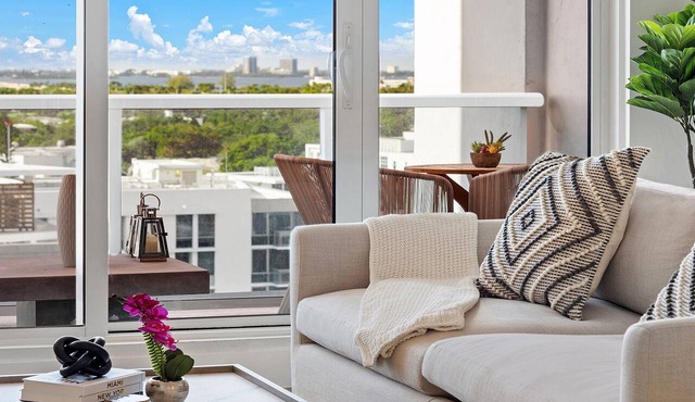 3 Bedroom City View Private Residence at Roney Palace