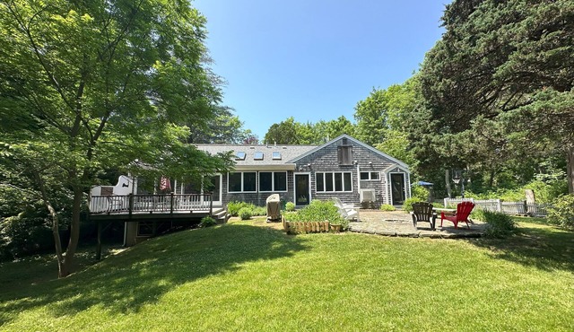 3BD Main Street Retreat-A/C, Fire Pit, Enclosed Outdoor Shower
