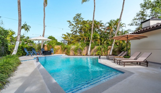 5-3 1/2 Aventura-Heated Pool-Gas Grill-Coverd Patio