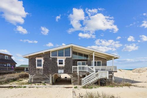 5985 - Surf House