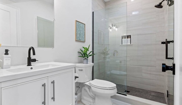 5BR3B By Subway Downtown