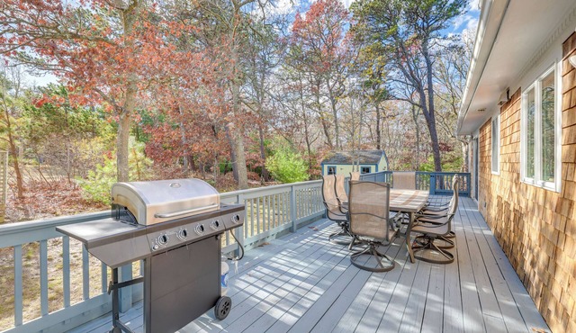 6 Mi to Beach: Home w/Deck in Brewster!