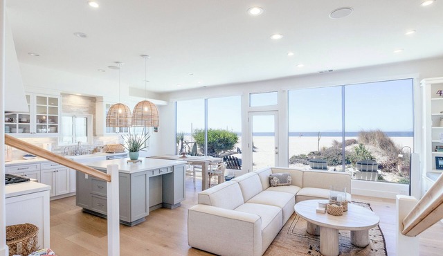 717 O-Luxury oceanfront beach house in Silverstrand Beach, Oxnard Ca