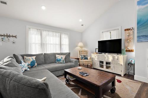 9204 Caribbean Dr - Caribbean Breeze