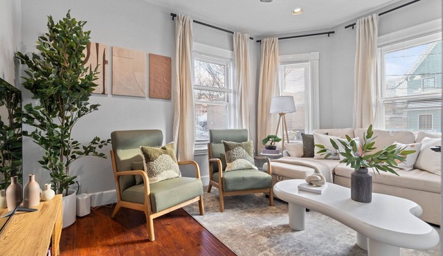 9Bedroom 6Bath Home in Somerville