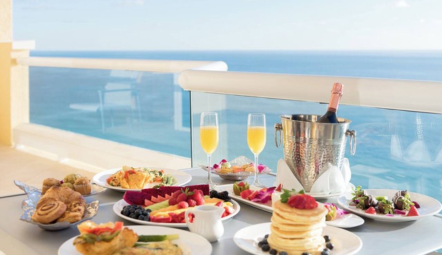 Acqualina Resort & Residences On The Beach