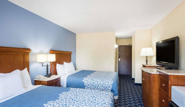 Aderi Hotel Niantic