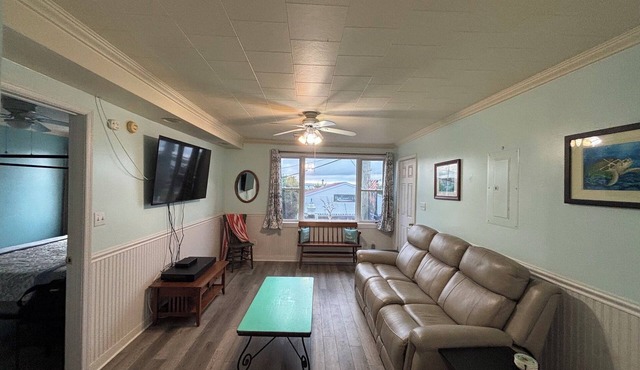 Adorable 2-bedroom apartment in charming Chincoteague