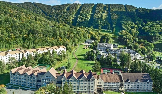 All Season Adventures, Ski In/Ski Out, Wyndham Bentley Brook 2 Bedroom Dlx.
