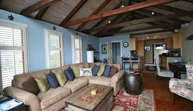 Amazing Waterfront 1BR/Den/2BA Unit in the Heart of Provincetown