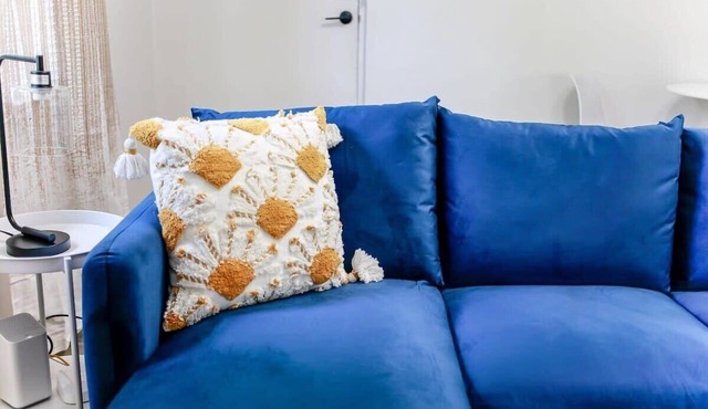 Anchor Breeze | Sojourn | Steps to the Beach