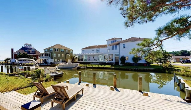 BAYFRONT AT BRIGHTON