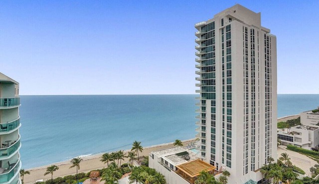 Beach Penthouse & Ocean Paradise