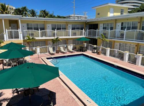 Beach Place Hotel