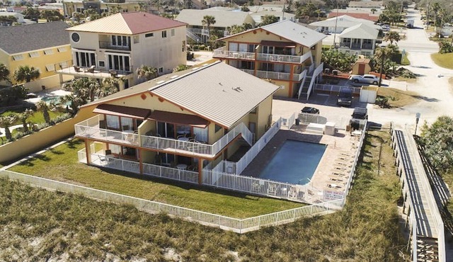 Beautiful 2 bedroom unit at resort, sleeps 6