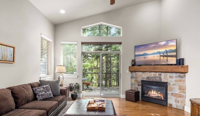 Beautiful 4BR in Meadow Lake Resort!