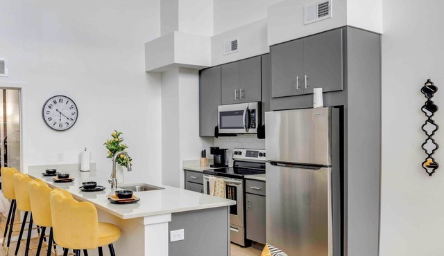 Beautiful apartment- 6 min from VCU hospital- 7 min from