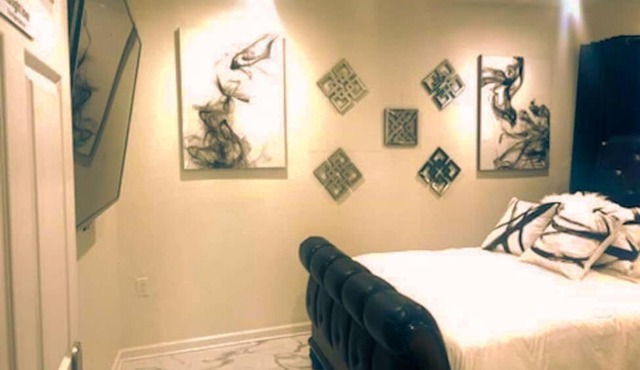 Beautiful Queen Luxury Suite Near Downtown Norfolk